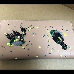 Coach accordion retail wallet